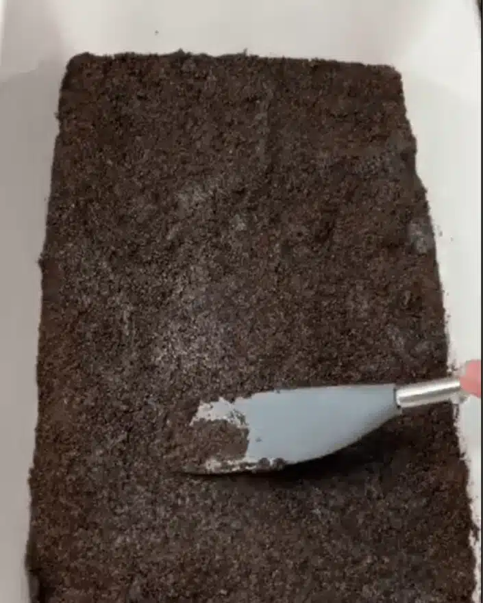 Oreo crust layer for No Bake Shamrock Shake Dessert