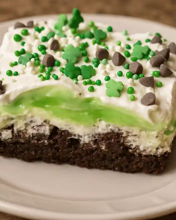 No Bake Shamrock Shake Dessert : Easy St. Patrick’s Day Treat